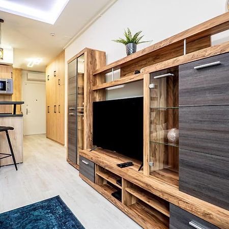 Vidra-Lak With Private Parking Apartment บูดาเปสต์ ภายนอก รูปภาพ
